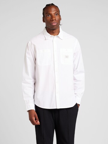 GUESS JEANS Regular fit Button Up Shirt in White: front