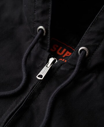 Superdry Tussenjas in Bruin