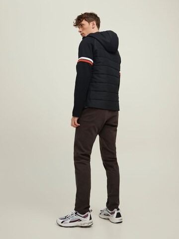 JACK & JONES Overgangsjakke 'Logan' i sort