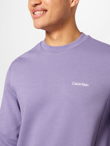Calvin Klein Sweatshirt i lila