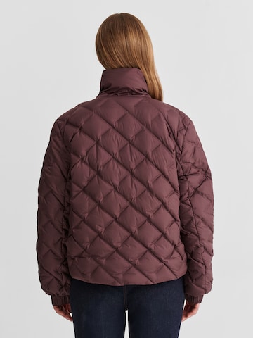 TATUUM - Chaqueta de invierno 'INAGI' en rojo