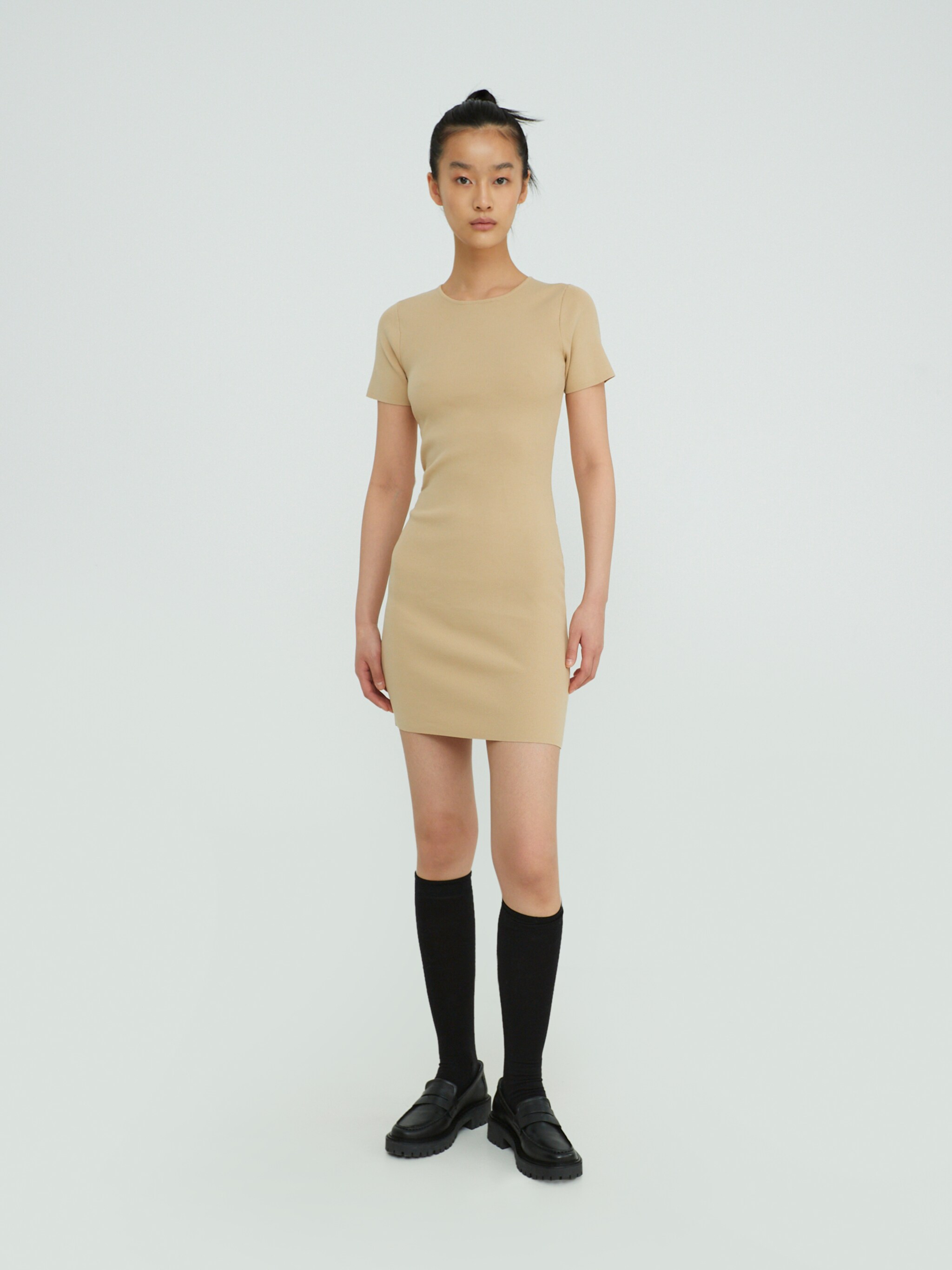 EDITED Produits Robe 'Ilona' beige