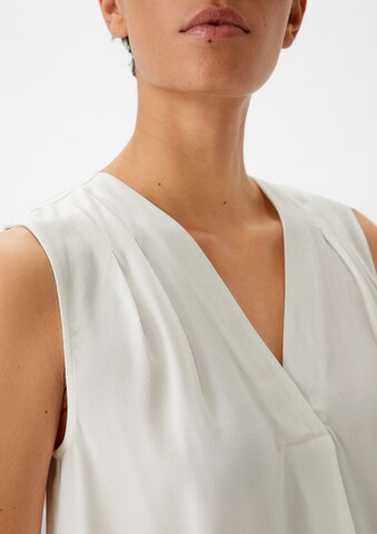 COMMA - Blusa en blanco