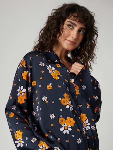 Pijama 'Marou' de la florence by mills exclusive for ABOUT YOU pe albastru