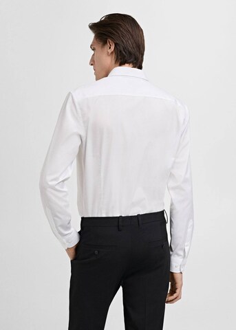 MANGO MAN Slim Fit Hemd 'Emeritol' in Weiß