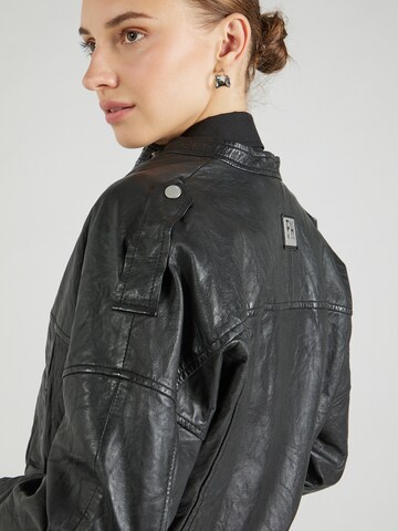 Veste mi-saison 'Tilli' FREAKY NATION en noir