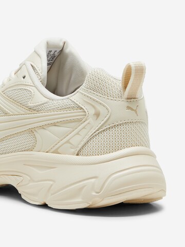 Baskets basses 'Morphic Base' PUMA en blanc