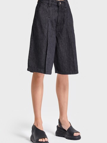 IT'S BASIC Regular Jeans 'Bermuda Denim Short' in Zwart
