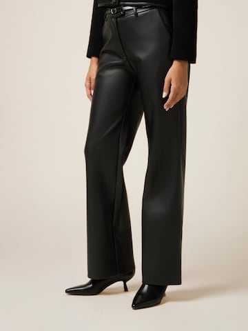 oltre Regular Broek in Zwart