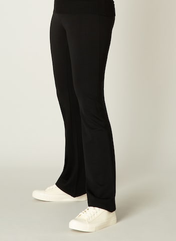 BASE LEVEL Pants 'Yallie' in Black: front