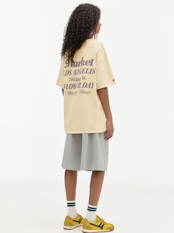 T-shirt Pull&Bear en jaune