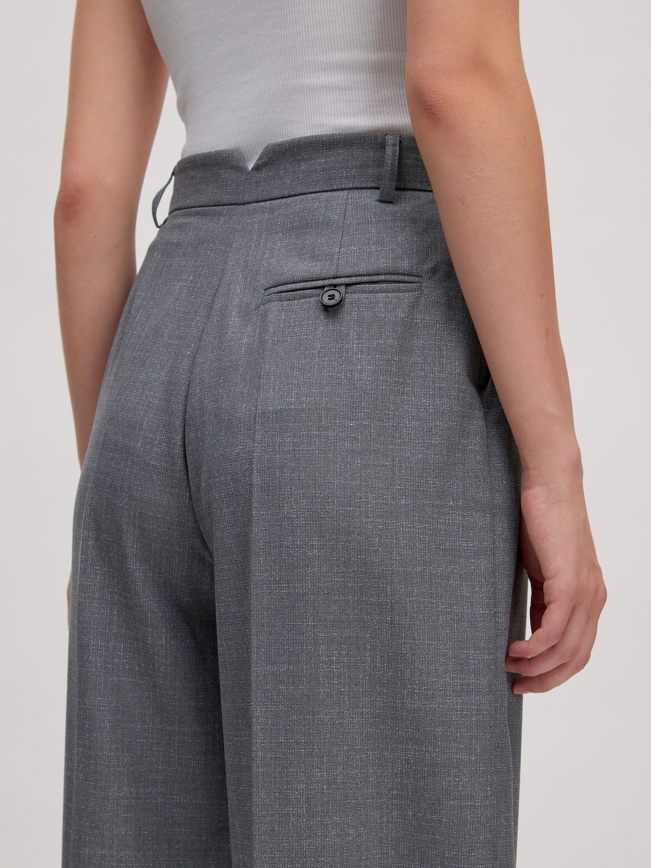 EDITED Pantaloni con piega frontale 'Verona' grigio