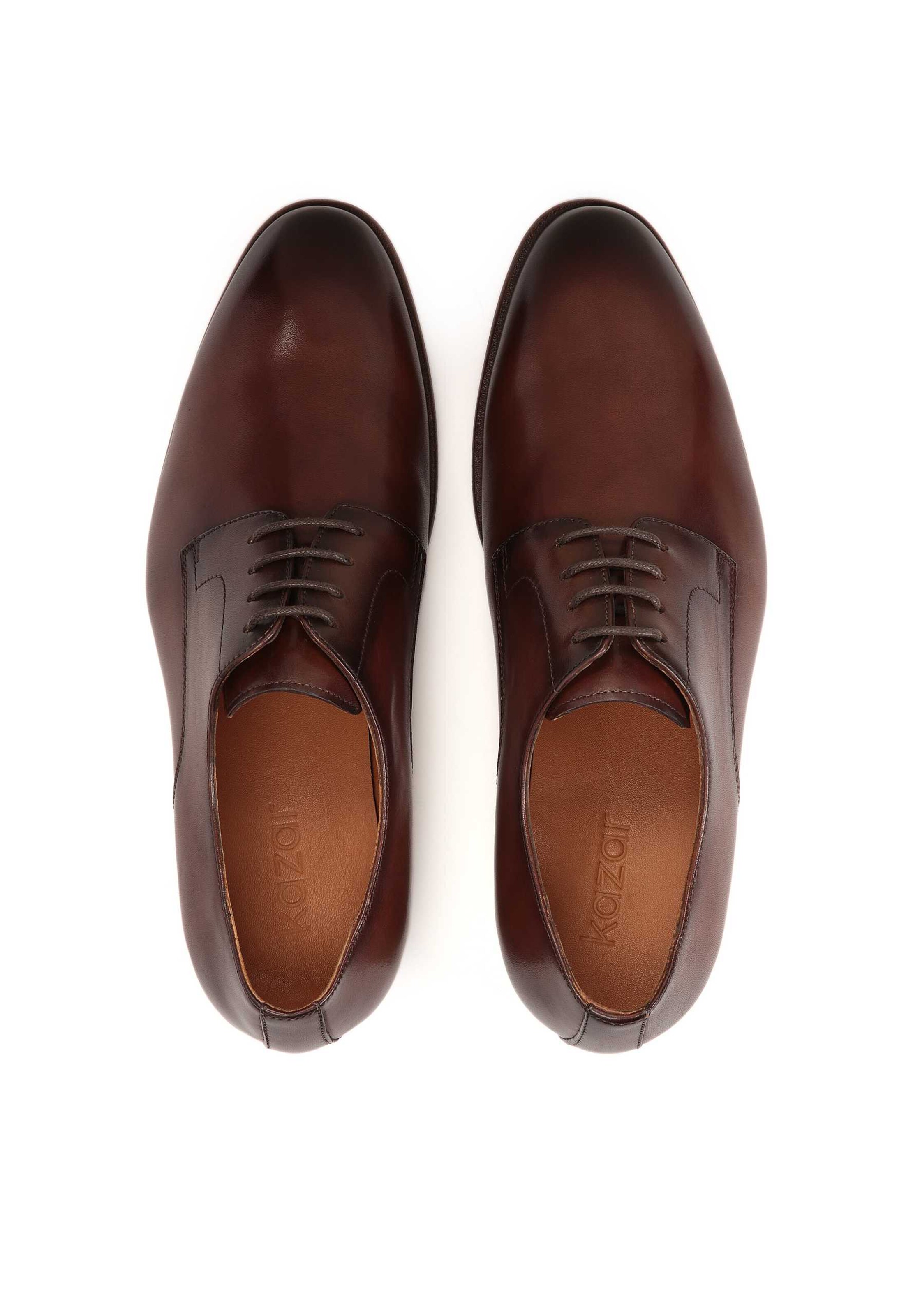 Chaussure à lacets Kazar en marron