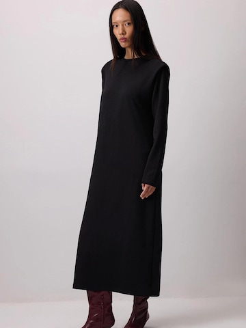 Robe 'Padded Basic Knitted Dress' Touché Privé en noir