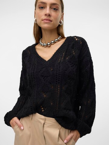 VERO MODA Sweater 'NEWERIN' in Black