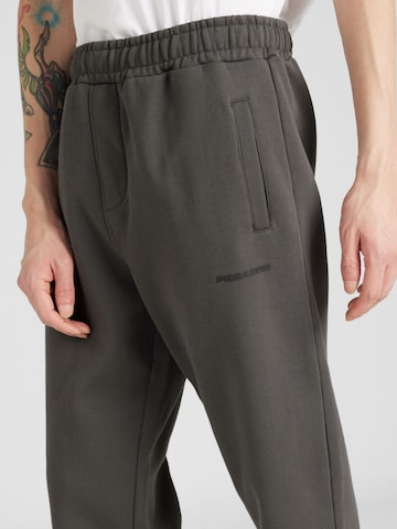 Wide Leg Pantalon Pegador en gris