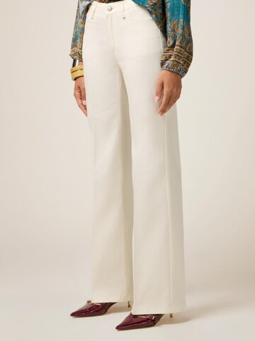 Regular Pantalon oltre en blanc