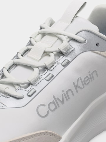 balta Calvin Klein Sportbačiai be auliuko