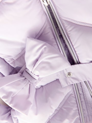 Baker by Ted Baker Mantel in Lila