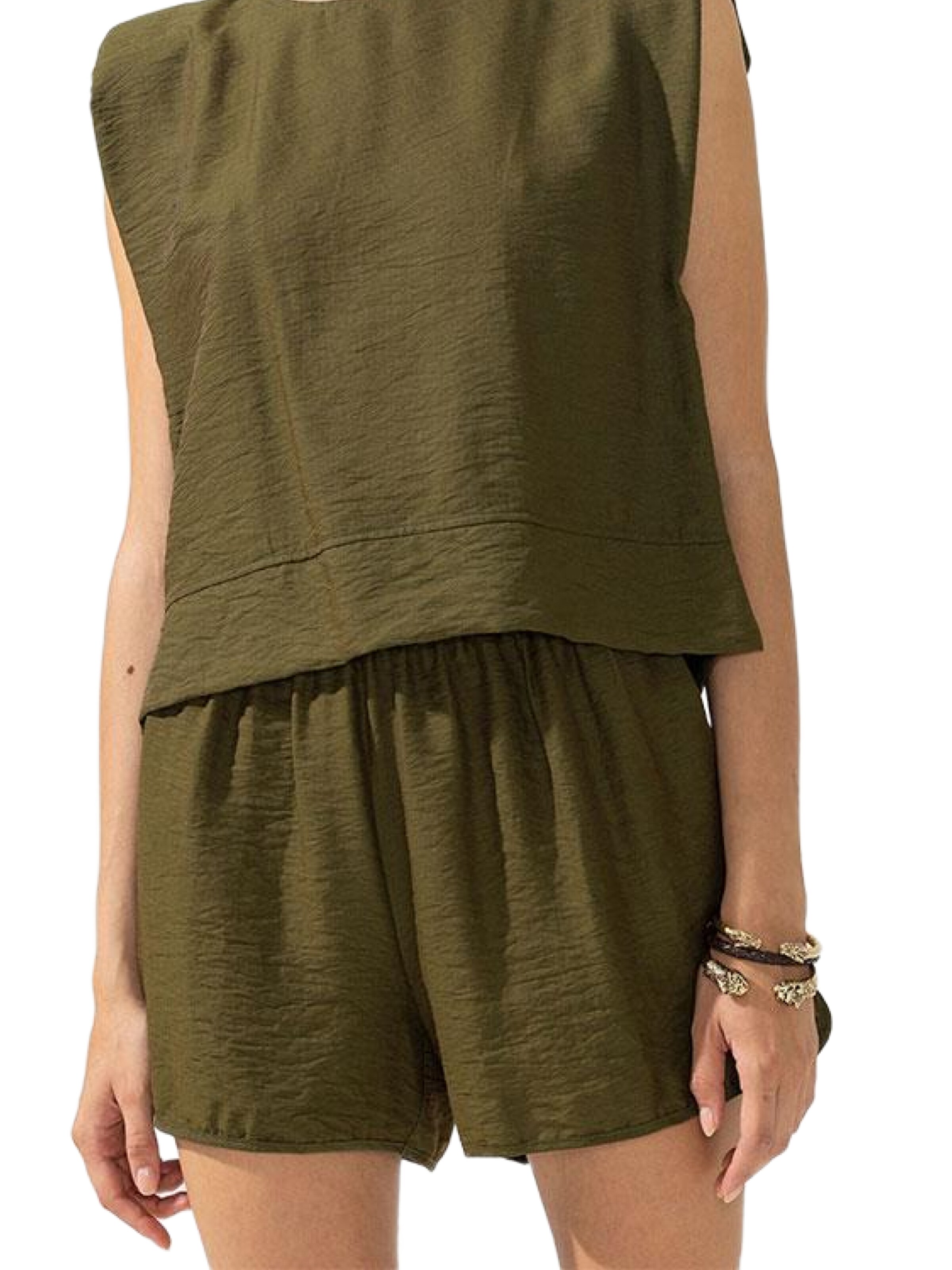 Rivus Regular Pants in Green: front