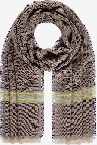 Passigatti Wrap in White: front