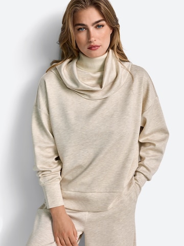 Rich & Royal Свитшот в Бежевый: спереди