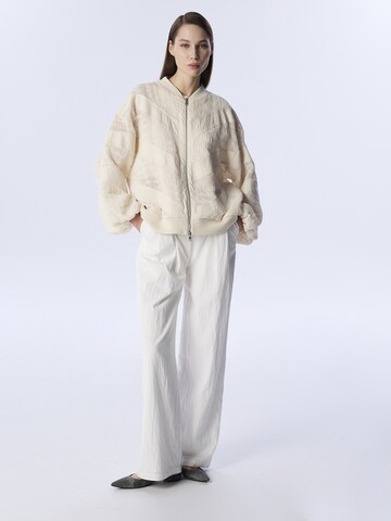 Twist Tussenjas in Beige