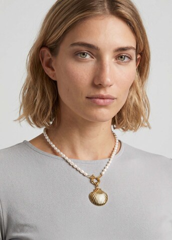 PURELEI Anhänger 'Seashell' in Gold: Vorderseite