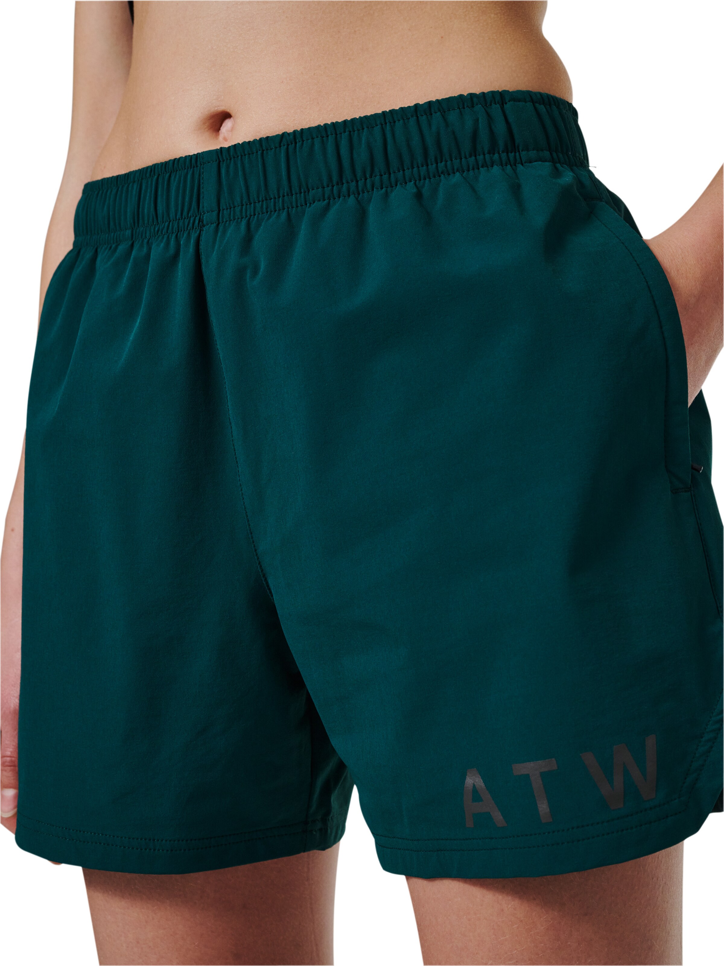 HALO Loose fit Pants in Green