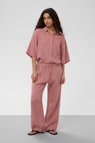 SOAKED IN LUXURY - Loosefit Pantalón 'SLAuran' en rosa: frente
