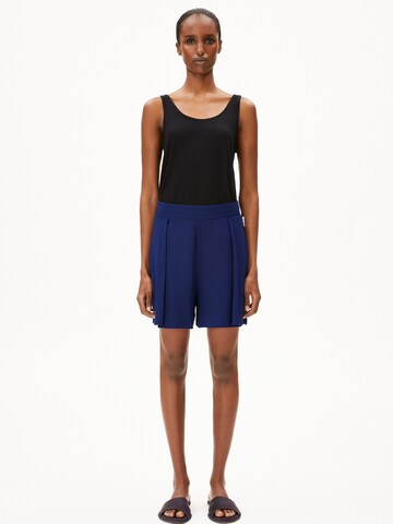 Loosefit Pantalon ARMEDANGELS en bleu
