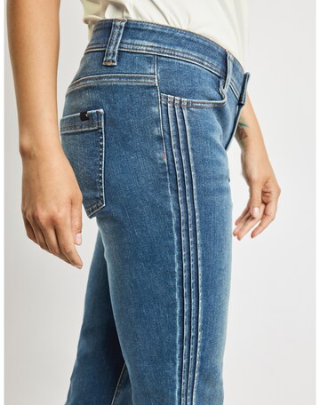 TAIFUN Tapered Jeans in Blau