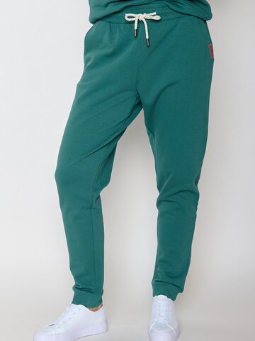 GREENBOMB Tapered Hose in Grün: Vorderseite