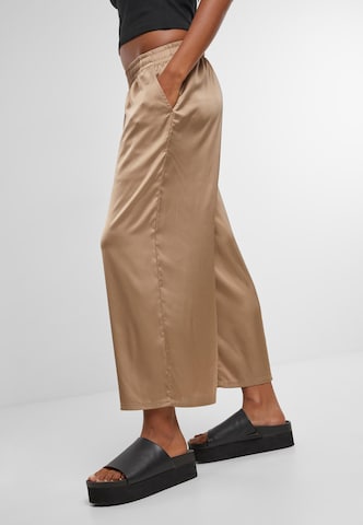 Wide Leg Pantalon Urban Classics en gris