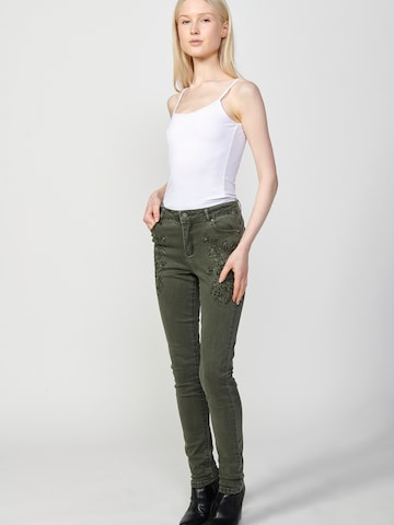 KOROSHI Slimfit Jeans in Grün