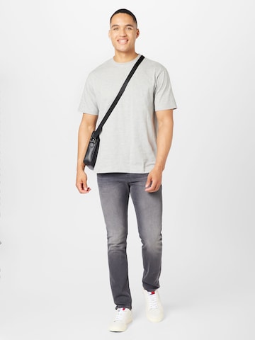 Calvin Klein Jeans Štandardný strih Džínsy - Čierna