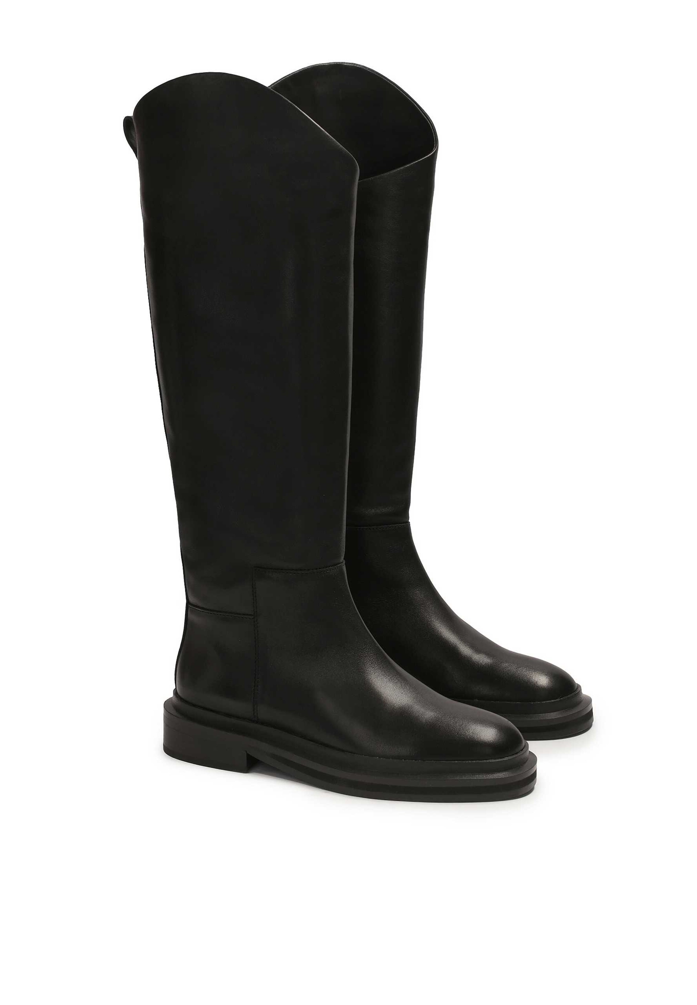 Kazar Škornji | črna barva