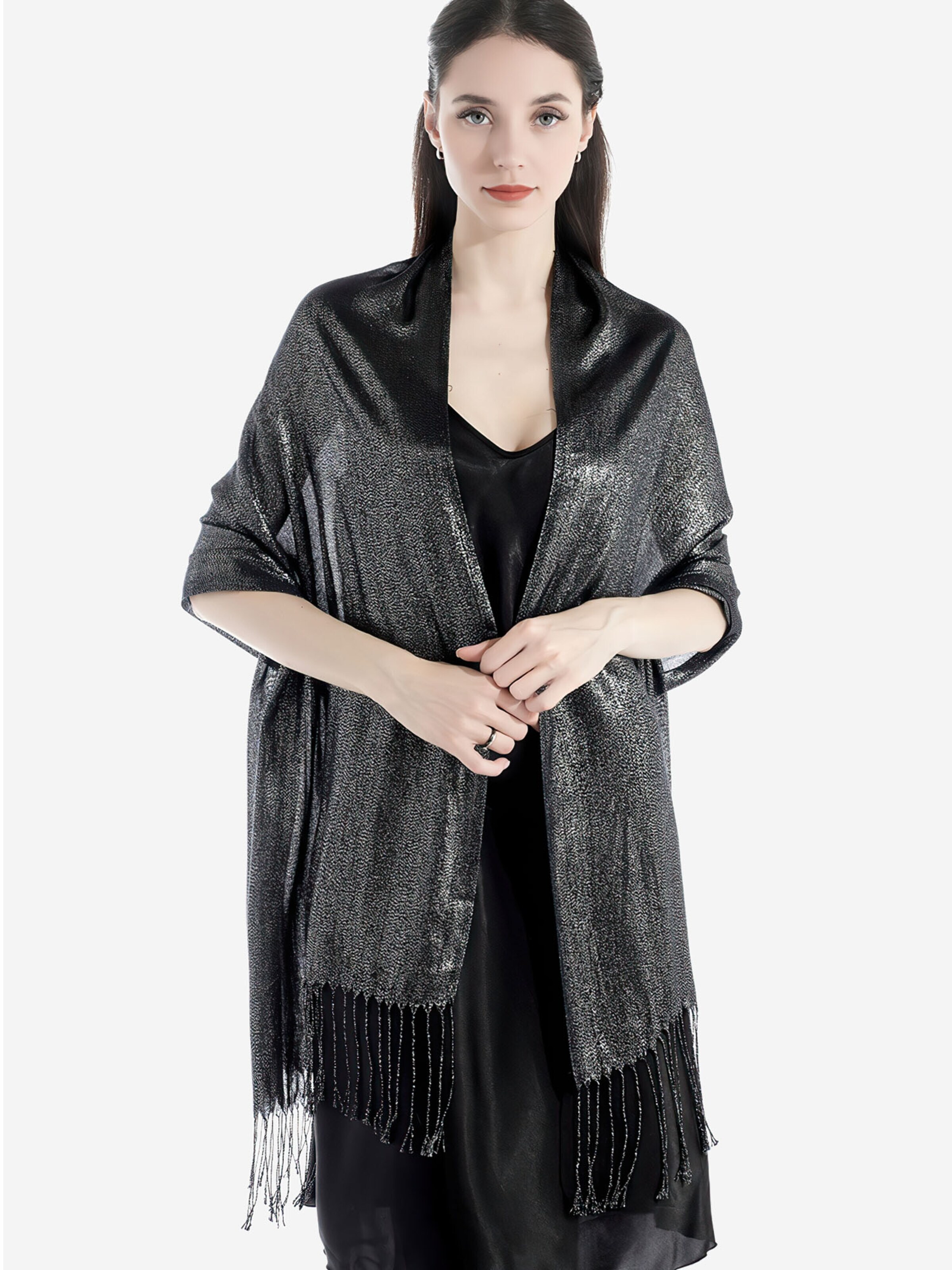 Magicshe Wrap 'Damen silberfädige Stola mit Tassel' in Black: front