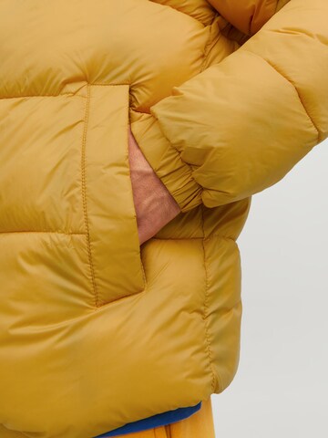JACK & JONES Between-season jacket 'Toby' in Yellow