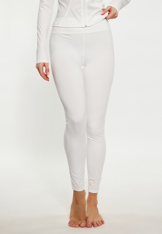 IZIA Skinny Leggings in White: front