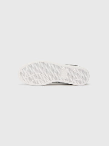 EA7 Emporio Armani Madalad ketsid 'CLASSIC', värv must