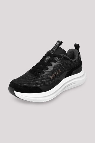 Soccx Sneaker Low mit Sandwich-Mesh-Struktur in Schwarz: Vorderseite