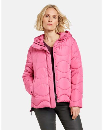 GERRY WEBER Winter Jacket in Pink: front