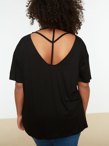 T-shirt Trendyol Curve en noir
