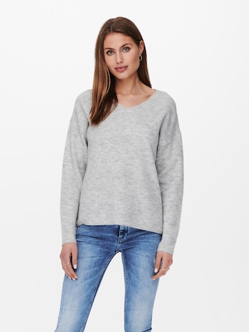 ONLY Sweater 'Camilla' in Grey: front