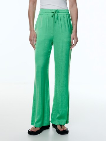 EDITED Loose fit Pants 'Stina' in Green: front