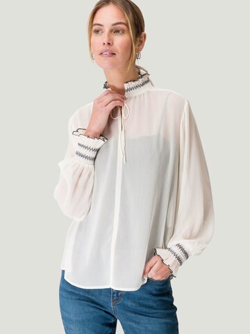 Camicia da donna di zero in bianco: frontale