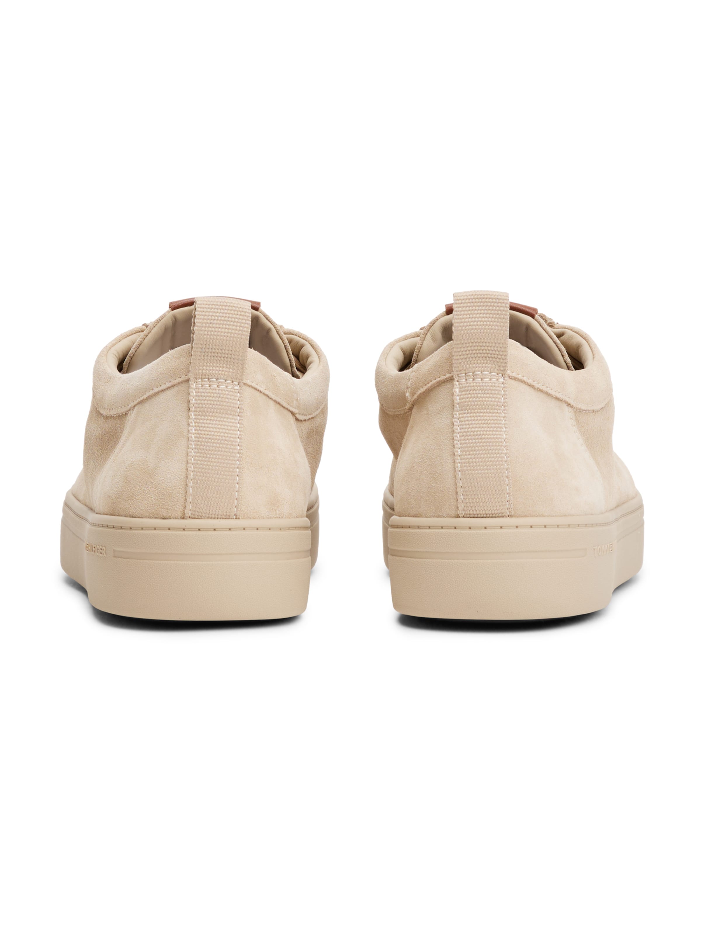 Pantofi cu șireturi de la TOMMY HILFIGER pe maro