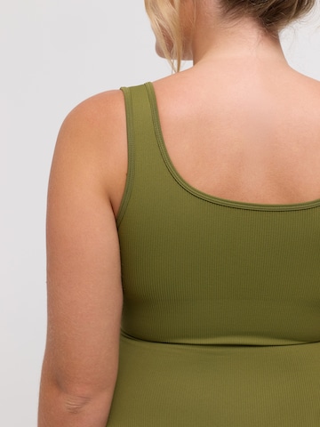 cfab Body 'Ribbed Tank Sculpting Bodysuit with Slip' in Groen