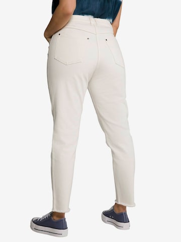 Coupe slim Jean Ulla Popken en blanc